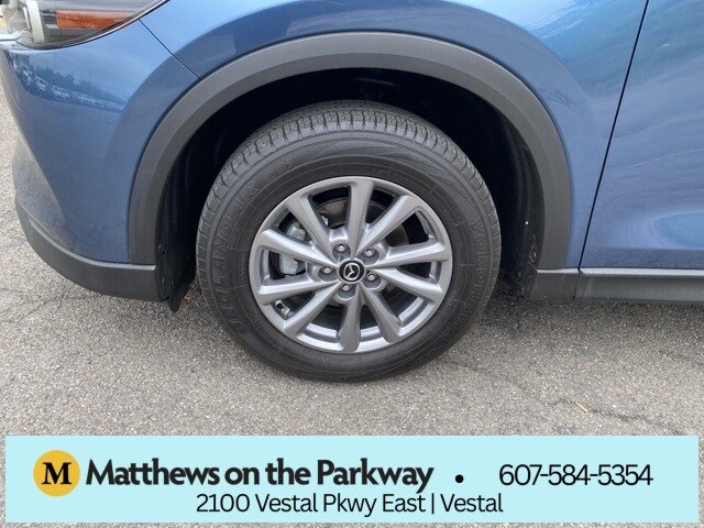 2022 Mazda CX-5 2.5 Select photo 2