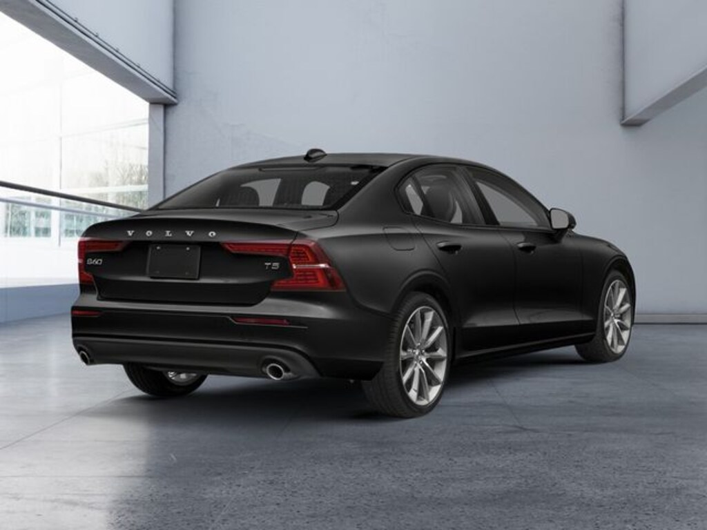 Used 2020 Volvo S60 T6 Momentum Sedan