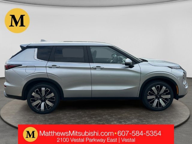 2026 Mitsubishi Outlander SE - Photo 6