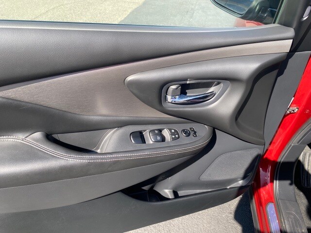 2020 Nissan Murano SV photo 3