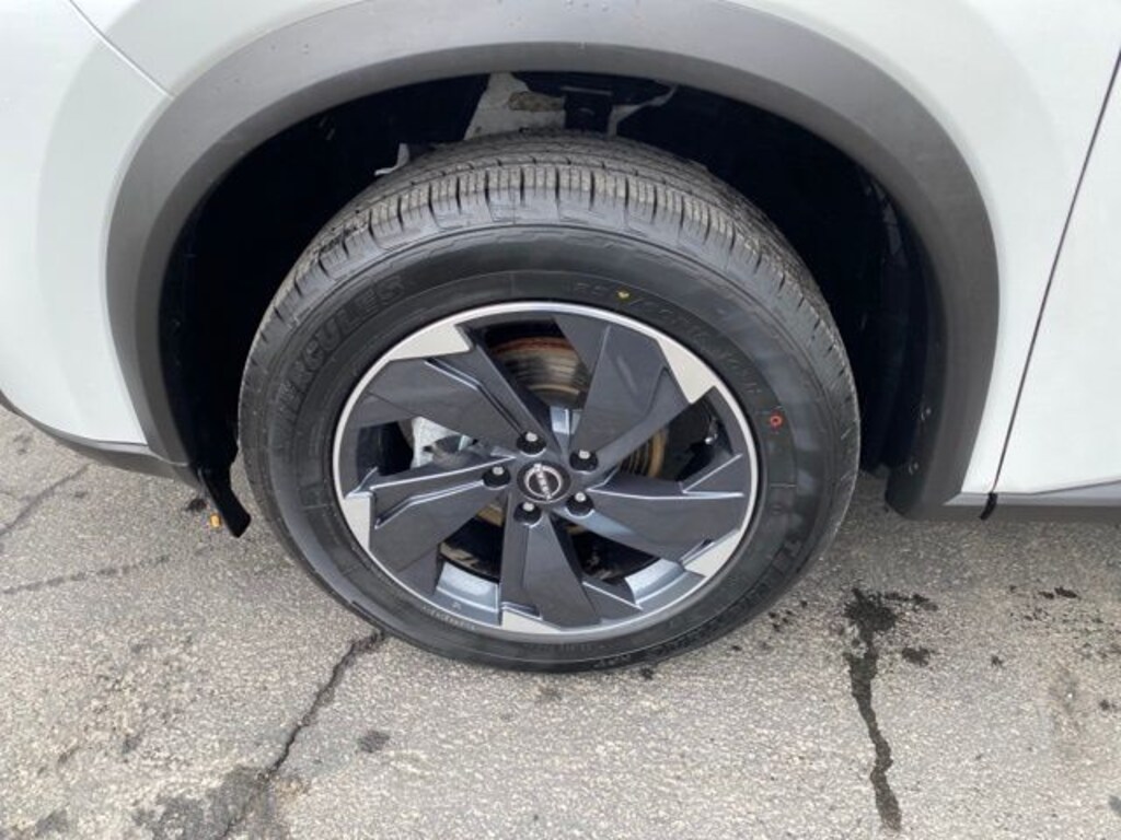 Used 2025 Nissan Rogue SV SUV