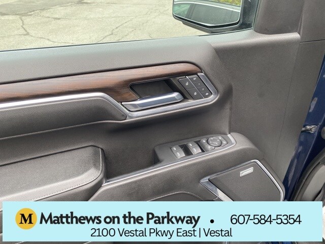 2023 Gmc Sierra 1500 SLT photo 3