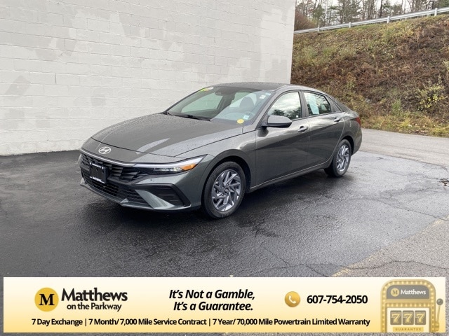 2024 Hyundai Elantra Sedan 