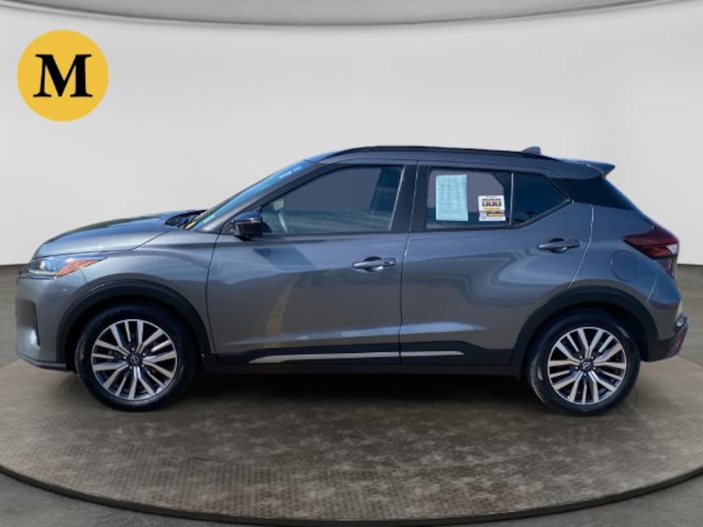 Used 2024 Nissan Kicks SR SUV