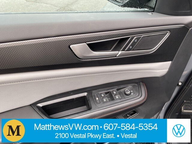 2026 Volkswagen Atlas Peak Edition SE photo 3