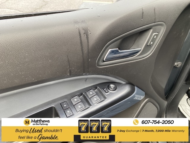 2017 Chevrolet Colorado Z71 photo 3