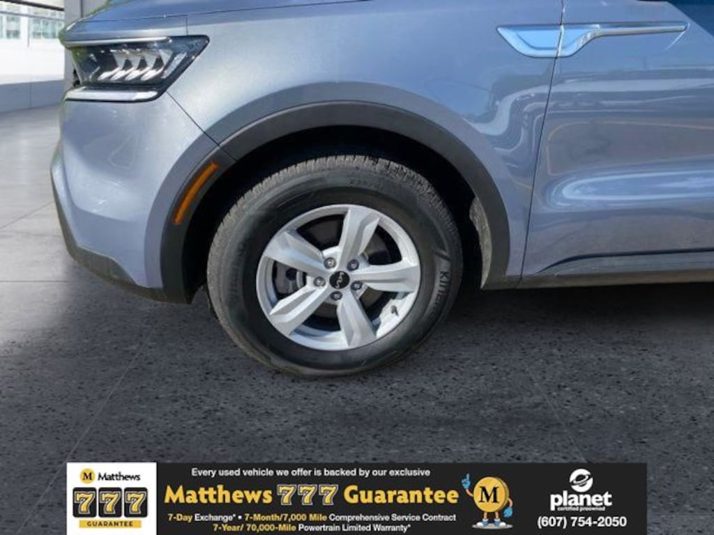 Used 2023 Kia Sorento LX SUV