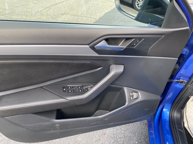 2023 Volkswagen Jetta 1.5T Sport photo 2