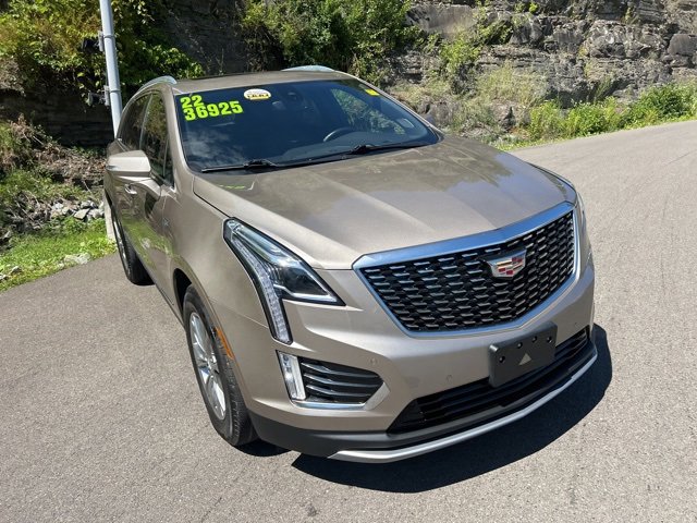 2022 Cadillac XT5 Premium Luxury photo 3