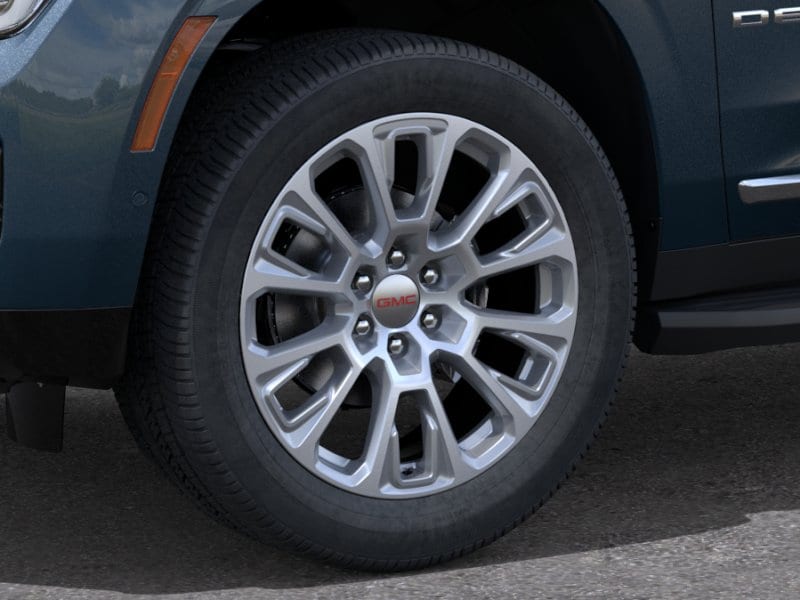 2026 GMC Yukon XL Denali - Photo 9