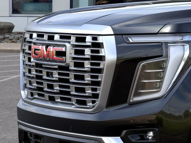 2026 GMC Yukon XL Denali - Photo 13