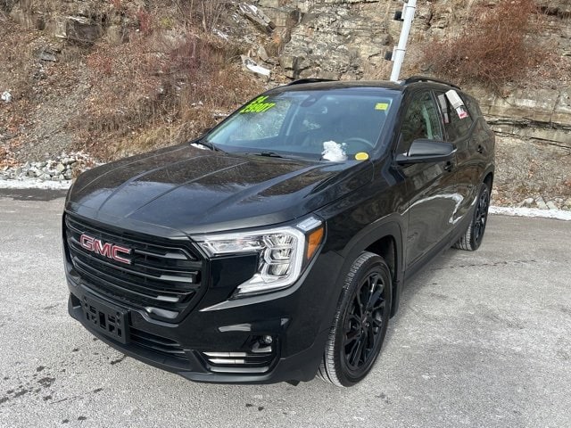 2024 GMC Terrain SLT's photo