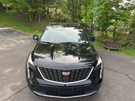 2023 CADILLAC XT4 Premium Luxury SUV