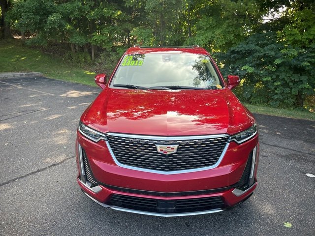 2023 Cadillac XT6 Premium Luxury photo 2