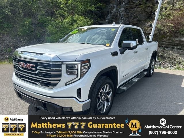 2023 GMC Sierra 4WD Crew Cab Short Box SLT's photo