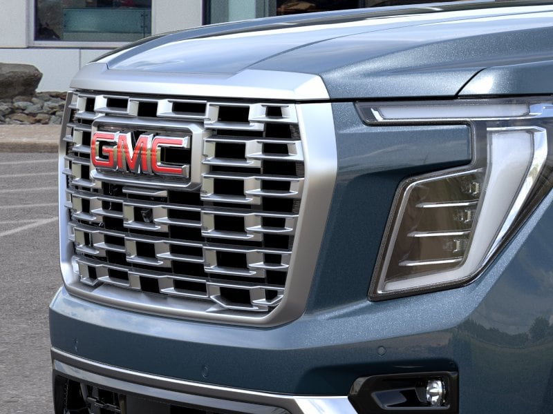 2026 GMC Yukon XL Denali - Photo 13