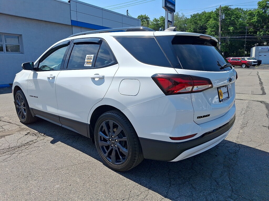 Used 2024 Chevrolet Equinox AWD RS SW