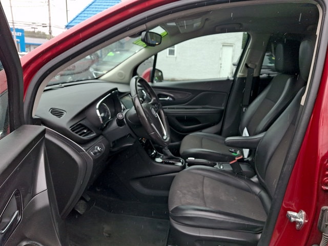 Additional photo of vehicle.