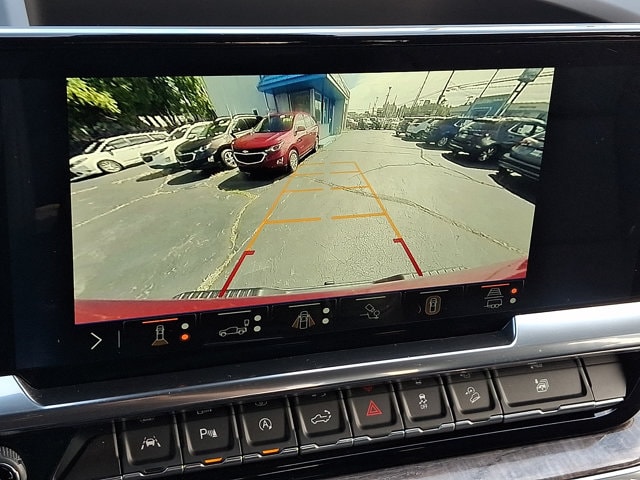 Additional photo of vehicle.