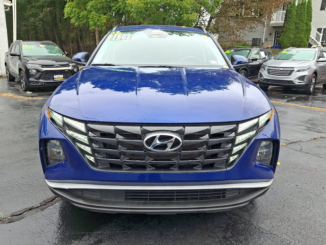 Additional photo of vehicle.