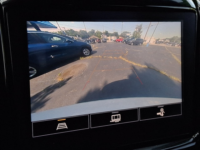 Additional photo of vehicle.