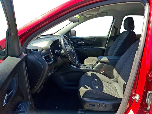 Additional photo of vehicle.