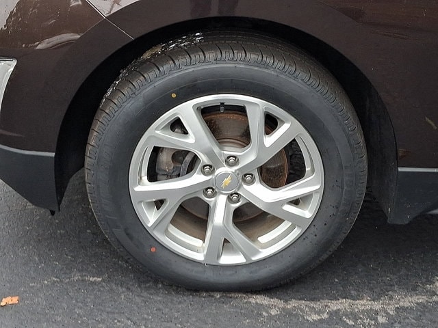Additional photo of vehicle.