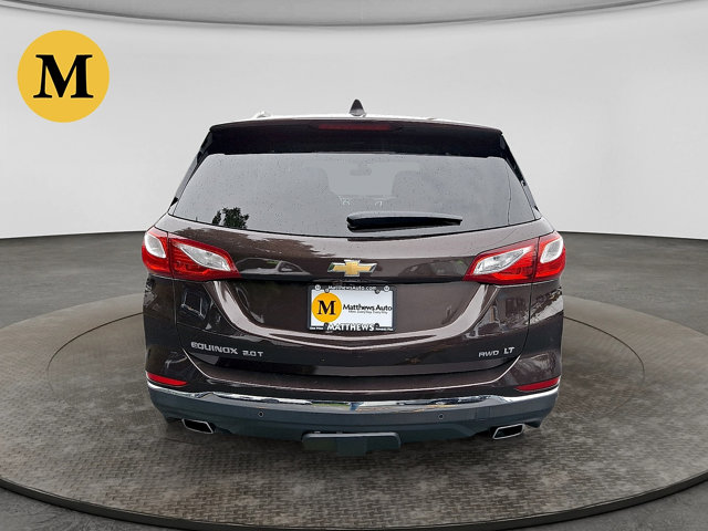 Additional photo of vehicle.