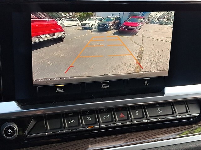 Additional photo of vehicle.