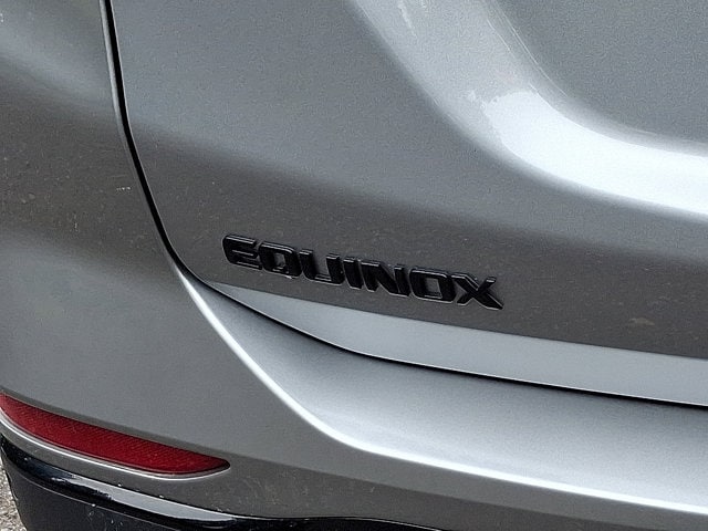 Additional photo of vehicle.