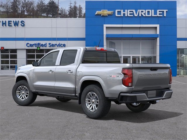 2025 Chevrolet Colorado Work Truck LT photo 3