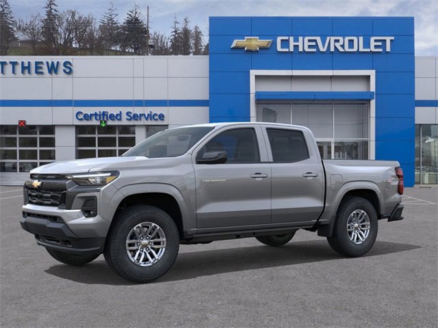 2025 Chevrolet Colorado Work Truck LT photo 2