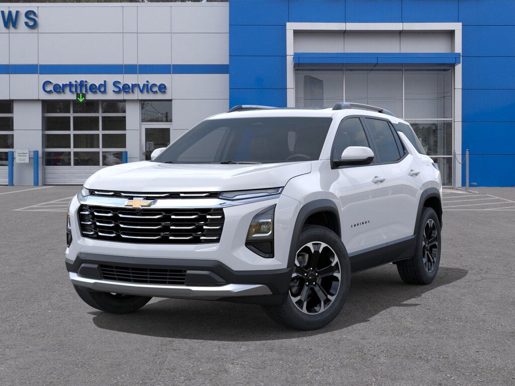 2026 Chevrolet Equinox LT photo 2