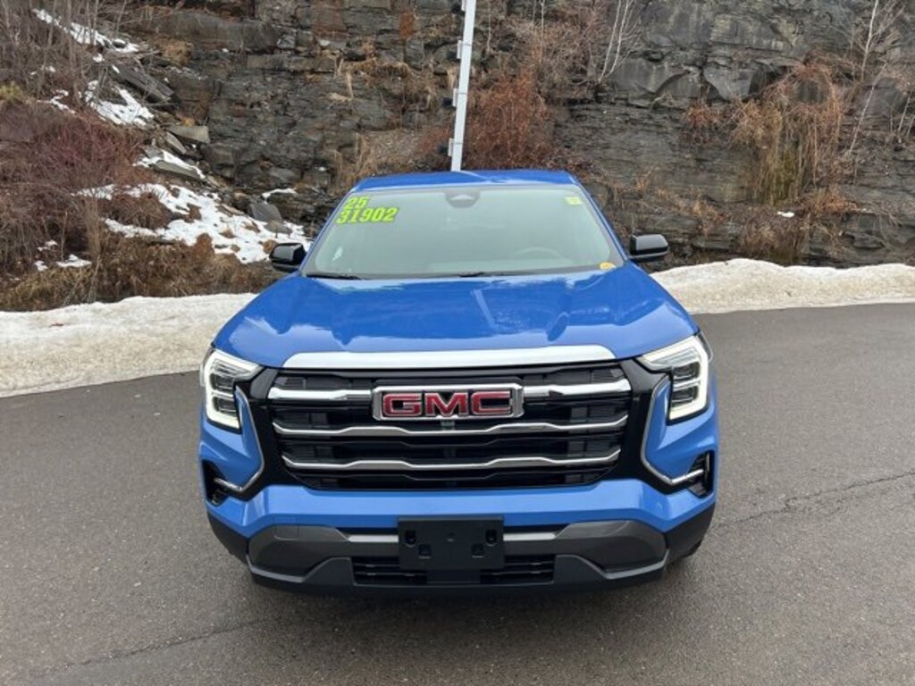 Used 2025 GMC Terrain Elevation SUV