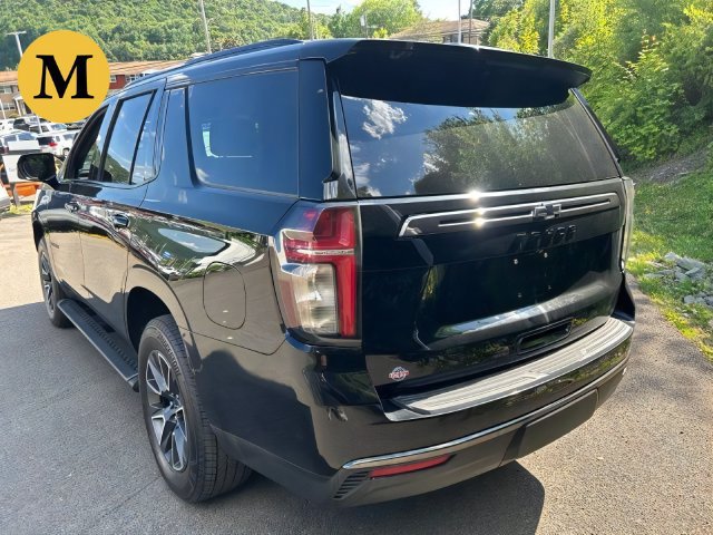 Additional photo of vehicle.