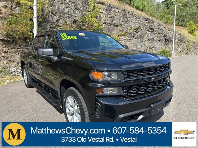 2022 Chevrolet Silverado 1500 Custom photo 3