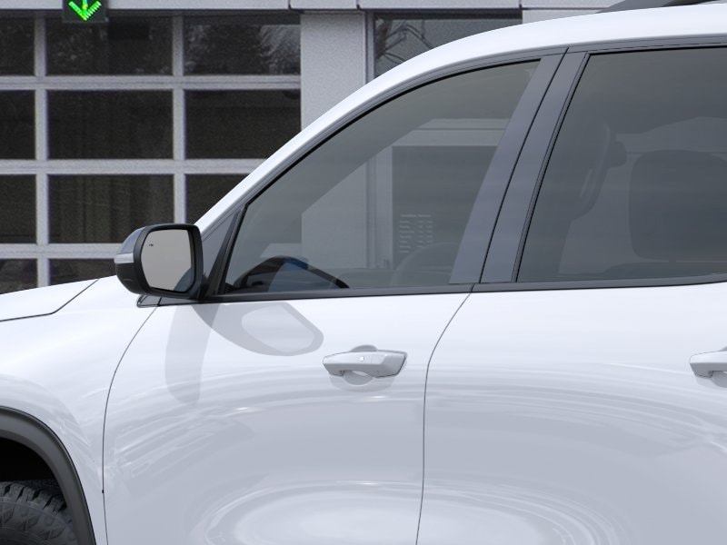 2027 Chevrolet Traverse Z71 - Photo 12