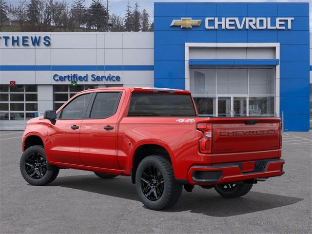 2025 Chevrolet Silverado 1500 Custom photo 3