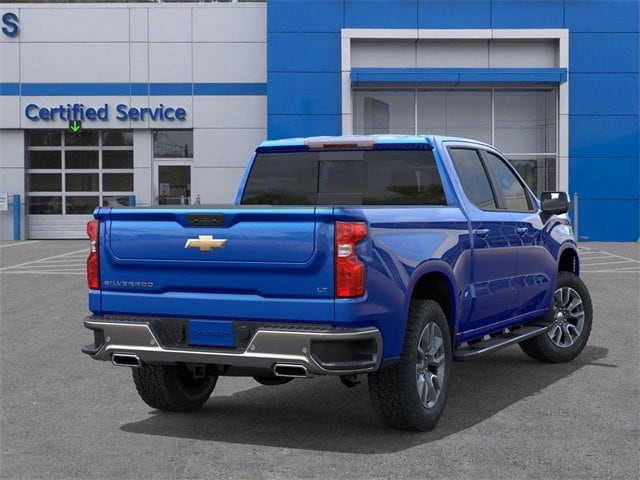 2025 Chevrolet Silverado 1500 LT photo 4