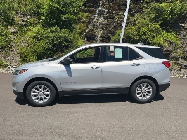 Used 2018 Chevrolet Equinox LS with VIN 2GNAXREV2J6299953 for sale in Vestal, NY