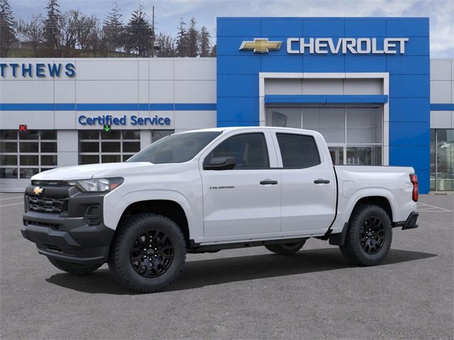 2025 Chevrolet Colorado LT photo 2