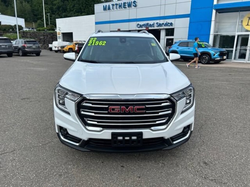 Used 2022 GMC Terrain SLT SUV