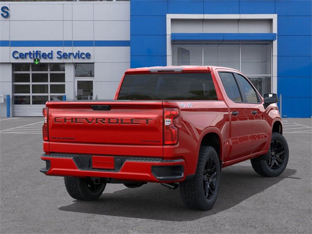 2025 Chevrolet Silverado 1500 Custom photo 4
