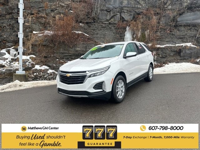 2022 Chevrolet Equinox LT's photo