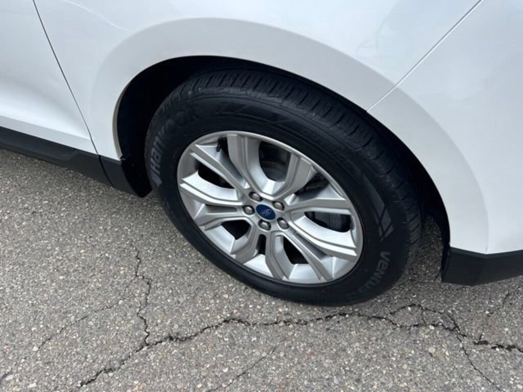 Used 2021 Ford Edge Titanium