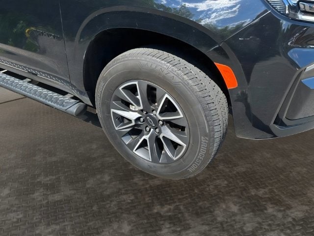 Additional photo of vehicle.