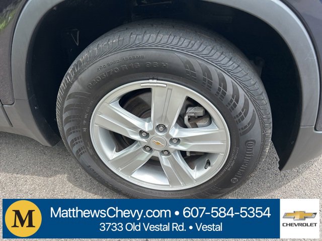 2022 Chevrolet Trax LT photo 4