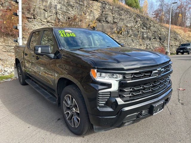 2022 Chevrolet Silverado 1500 RST photo 3