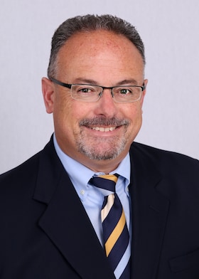 Staff member Phil Hudak from ID_b80ef6baaf09