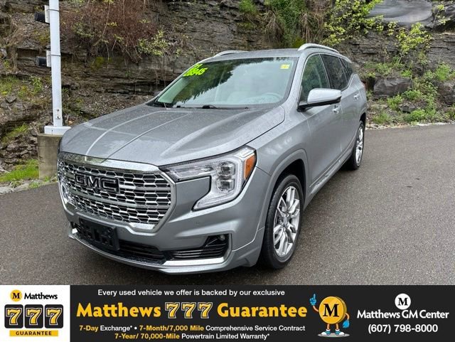 2023 GMC Terrain Denali AWD's photo